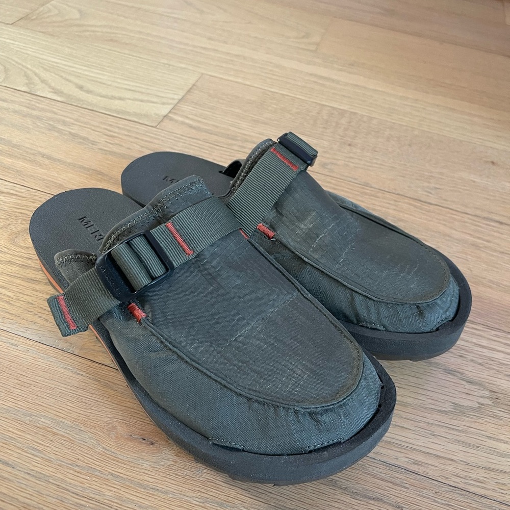 Merrell Buckle Sandals